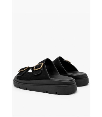 Μαύρο suede flatform με αγκράφες και chunky σόλα