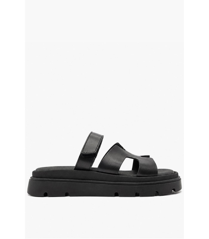 Μαύρα flatform με αυτοκόλλητο λουράκι και chunky σόλα