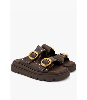 Καφέ flatform με χρυσές αγκράφες και τρουκς
