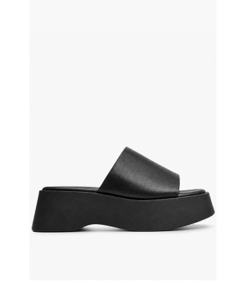 Μαύρο flatform με chunky σόλα