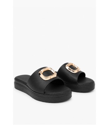 Μαύρο flatform με χρυσό διακοσμητικό στοιχείο