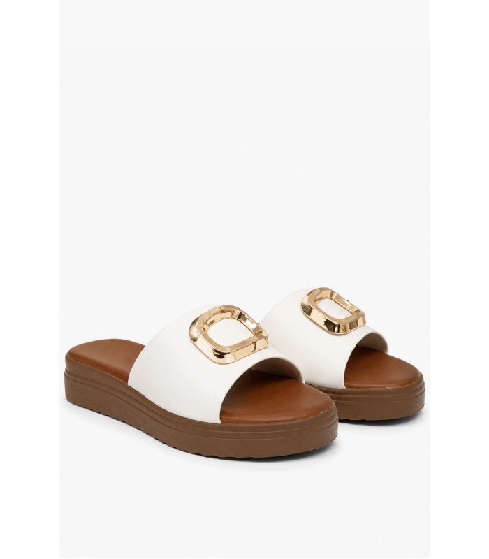 Λευκό flatform με χρυσό διακοσμητικό στοιχείο
