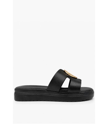 Μαύρα flatform με χρυσή διακοσμητική αγκράφα