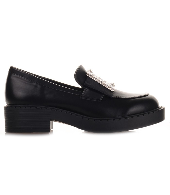 Μαύρα Loafers με αγκράφα 