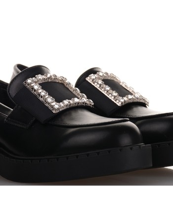 Μαύρα Loafers με αγκράφα 
